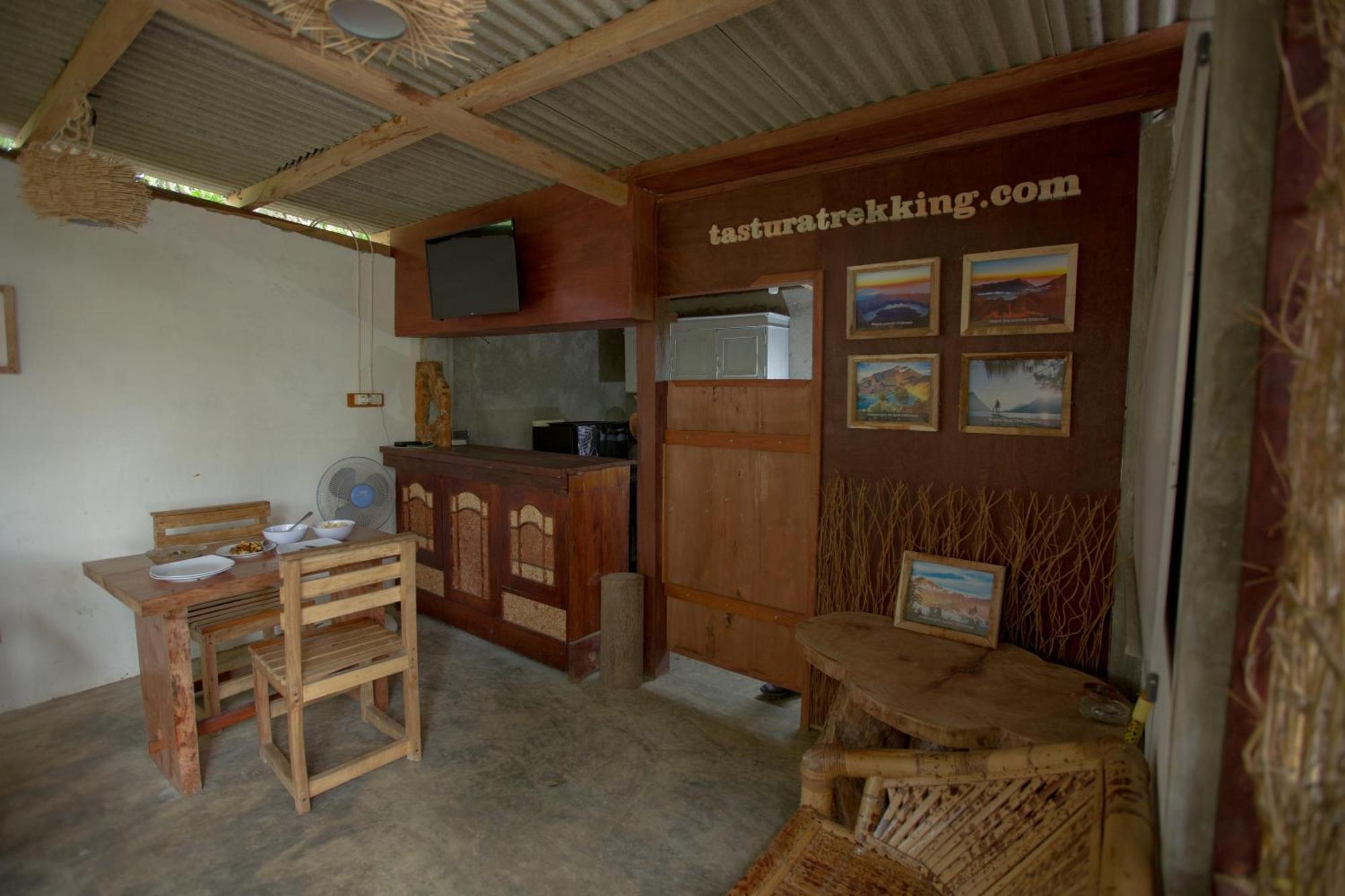 Tastura Homestay Praya Exterior foto